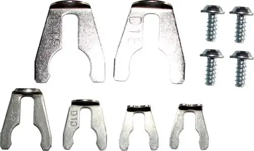 Befestigungsset bestehend aus mehreren Metallklammern und Schrauben zur Montage, geeignet für Systeme der Marke Wolf, speziell für hydraulische Anwendungen.